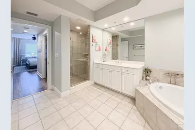 645 Lost Key Dr #503D, Pensacola, FL 32507 - Photo 14