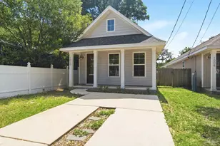 1010 N D St, Pensacola, FL 32501 - Photo 2