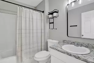 329 Mizzen Ln, Pensacola, FL 32507 - Photo 20