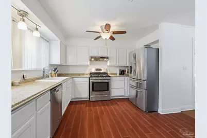 1407 John Carroll Dr, Pensacola, FL 32504 - Photo 18