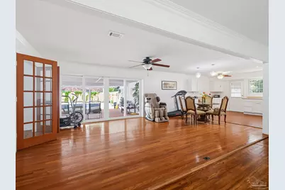1407 John Carroll Dr, Pensacola, FL 32504 - Photo 14