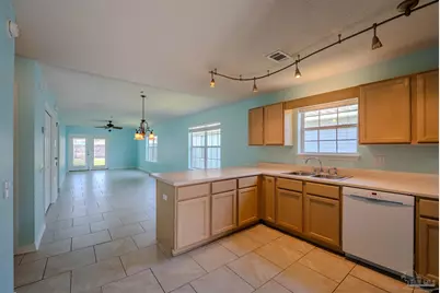 3029 Flintlock Dr, Pensacola, FL 32526 - Photo 4