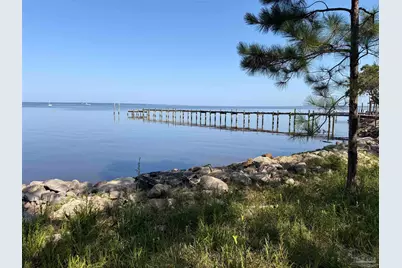 879 Dolphin Rd, Milton, FL 32583 - Photo 6