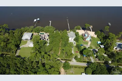 879 Dolphin Rd, Milton, FL 32583 - Photo 16