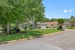 2078 Downing Dr, Pensacola, FL 32505 - Photo 2