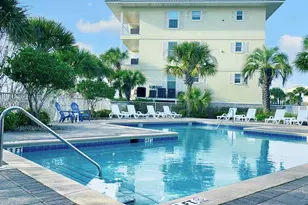 8436 Gulf Blvd, Navarre, FL 32566 - Photo 10