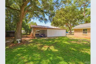5692 Pine Ridge Dr, Milton, FL 32570 - Photo 32