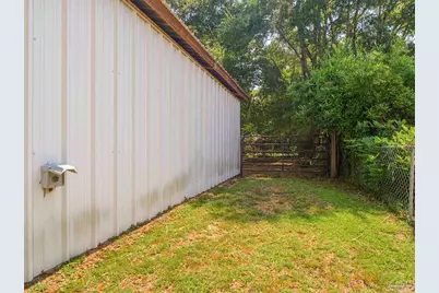 5692 Pine Ridge Dr, Milton, FL 32570 - Photo 34