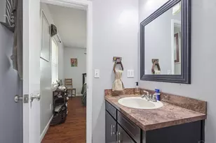 5692 Pine Ridge Dr, Milton, FL 32570 - Photo 28