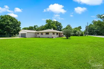 7310 W Jackson St, Pensacola, FL 32506 - Photo 6