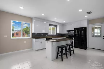 7310 W Jackson St, Pensacola, FL 32506 - Photo 24