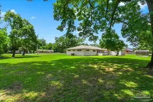 7310 W Jackson St, Pensacola, FL 32506 - Photo 8