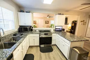 1148 W 9 1/2 Mile Rd, Pensacola, FL 32534 - Photo 16
