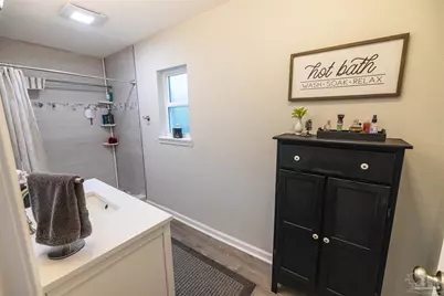 1148 W 9 1/2 Mile Rd, Pensacola, FL 32534 - Photo 32