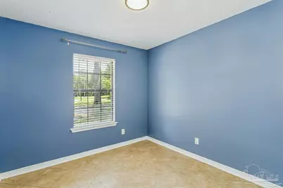 5389 Camille Gardens Cir, Milton, FL 32570 - Photo 14
