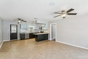5389 Camille Gardens Cir, Milton, FL 32570 - Photo 6
