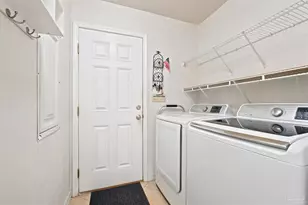 4526 Bryant Bridge Rd, Holt, FL 32564 - Photo 36