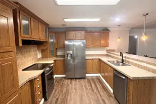 1002 Mills Ave, Pensacola, FL 32507 - Photo 8
