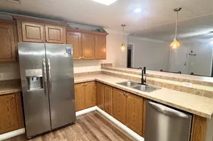 1002 Mills Ave, Pensacola, FL 32507 - Photo 10