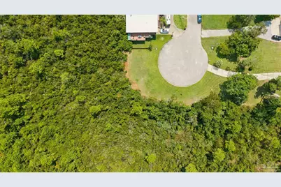 001 Soundview Trl, Gulf Breeze, FL 32561 - Photo 8