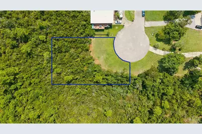 001 Soundview Trl, Gulf Breeze, FL 32561 - Photo 24