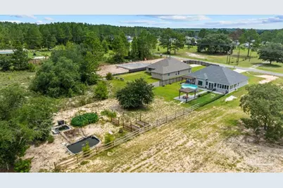 10090 American Farms Rd, Milton, FL 32583 - Photo 2