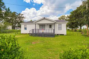 2451 Green Village Rd, McDavid, FL 32568 - Photo 46
