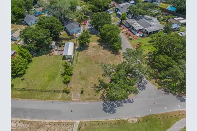 315 SE Kalash Rd, Pensacola, FL 32507 - Photo 14