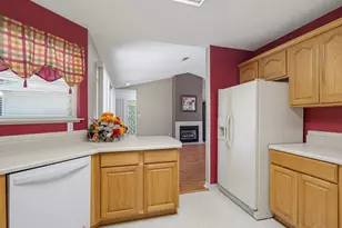 3740 Cornerbrook Dr, Pace, FL 32570 - Photo 6