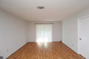 50 Fulton Ave, Pensacola, FL 32503 - Photo 2