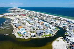 7402 Grand Navarre Blvd, Navarre Beach, FL 32566 - Photo 48