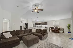 8193 Sierra St, Navarre, FL 32566 - Photo 14