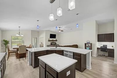 8193 Sierra St, Navarre, FL 32566 - Photo 6