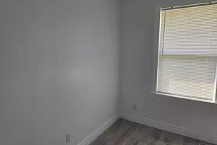 203 Henry St, Pensacola, FL 32507 - Photo 14