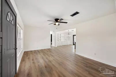 4133 Lawrence Ave, Pace, FL 32571 - Photo 6