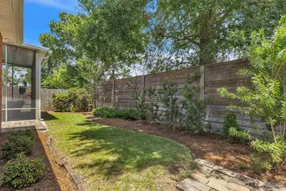 4126 Oak Pointe Dr, Gulf Breeze, FL 32563 - Photo 4