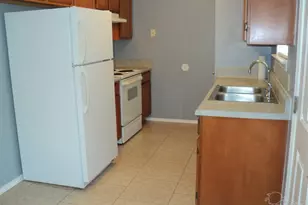 417 Oak Knoll Ln, Pensacola, FL 32506 - Photo 4