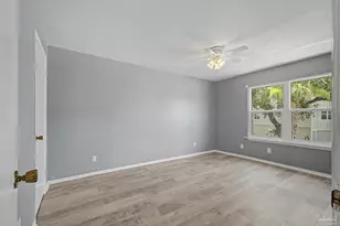 200 Pensacola Beach Blvd, Gulf Breeze, FL 32561 - Photo 16