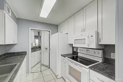 200 Pensacola Beach Blvd, Gulf Breeze, FL 32561 - Photo 12