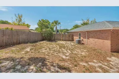 701 Southern Ct, Gulf Breeze, FL 32561 - Photo 46