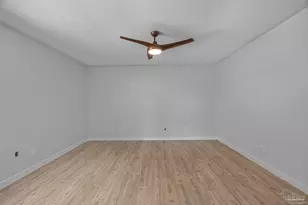 701 Southern Ct, Gulf Breeze, FL 32561 - Photo 26