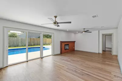 2295 N 20th Ave, Pensacola, FL 32503 - Photo 10