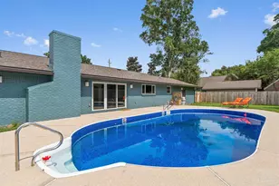 2295 N 20th Ave, Pensacola, FL 32503 - Photo 2
