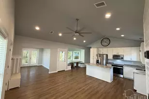 159 S I St, Pensacola, FL 32502 - Photo 2