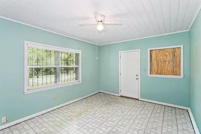 7621 Lodge Dr, Century, FL 32535 - Photo 6