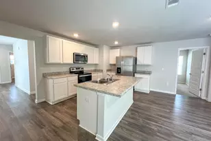 5257 Peach Dr, Pace, FL 32571 - Photo 6
