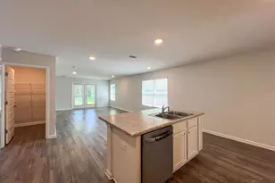 5257 Peach Dr, Pace, FL 32571 - Photo 8