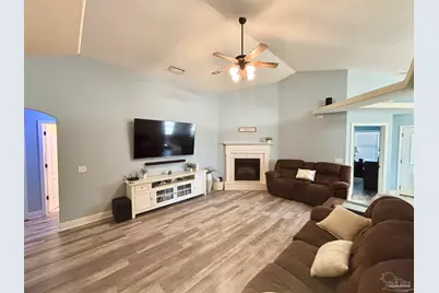 5089 Covington Dr, Pace, FL 32571 - Photo 6