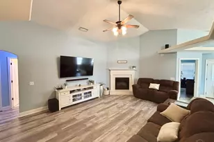 5089 Covington Dr, Pace, FL 32571 - Photo 6