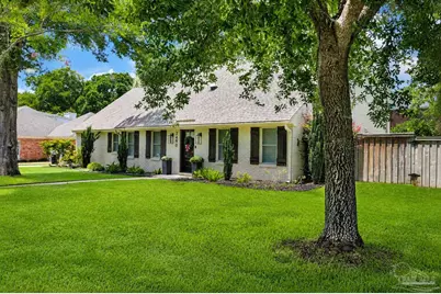 2490 Hallmark Dr, Pensacola, FL 32503 - Photo 2